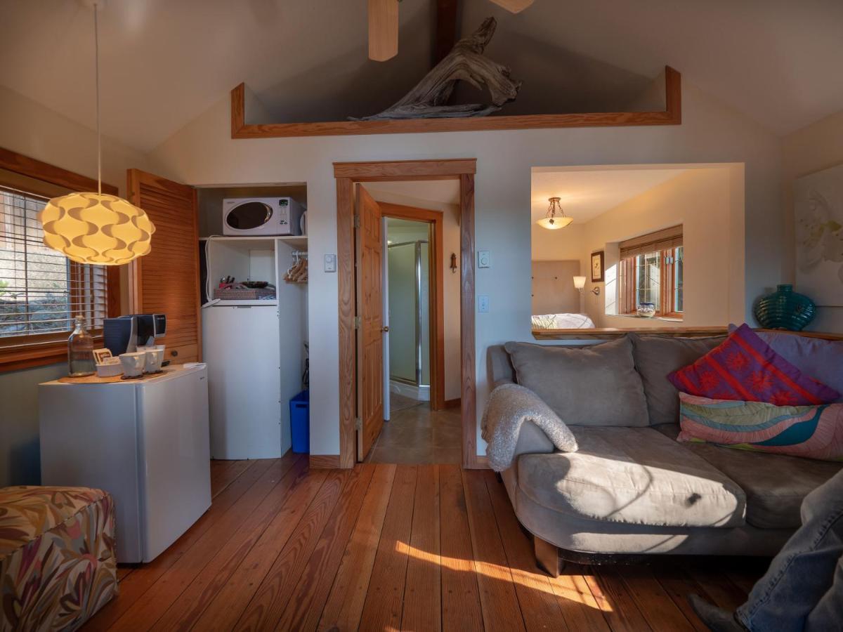 Tranquility Bay Waterfront Inn シーシェルト エクステリア 写真